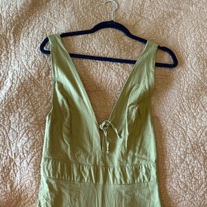 Elegant Olive Green Sleeveless Dress